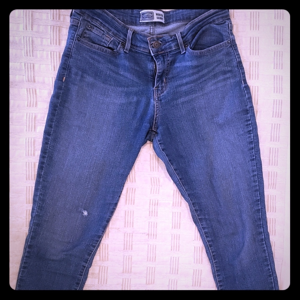 Levi's